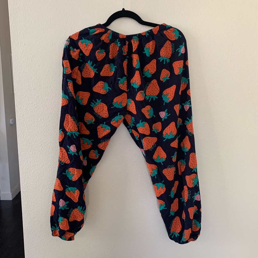 Summer strawberry 🍓 lounge pants size M